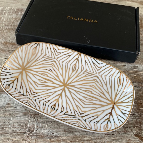 Talianna Lilipad catch all tray - Picture 3 of 7